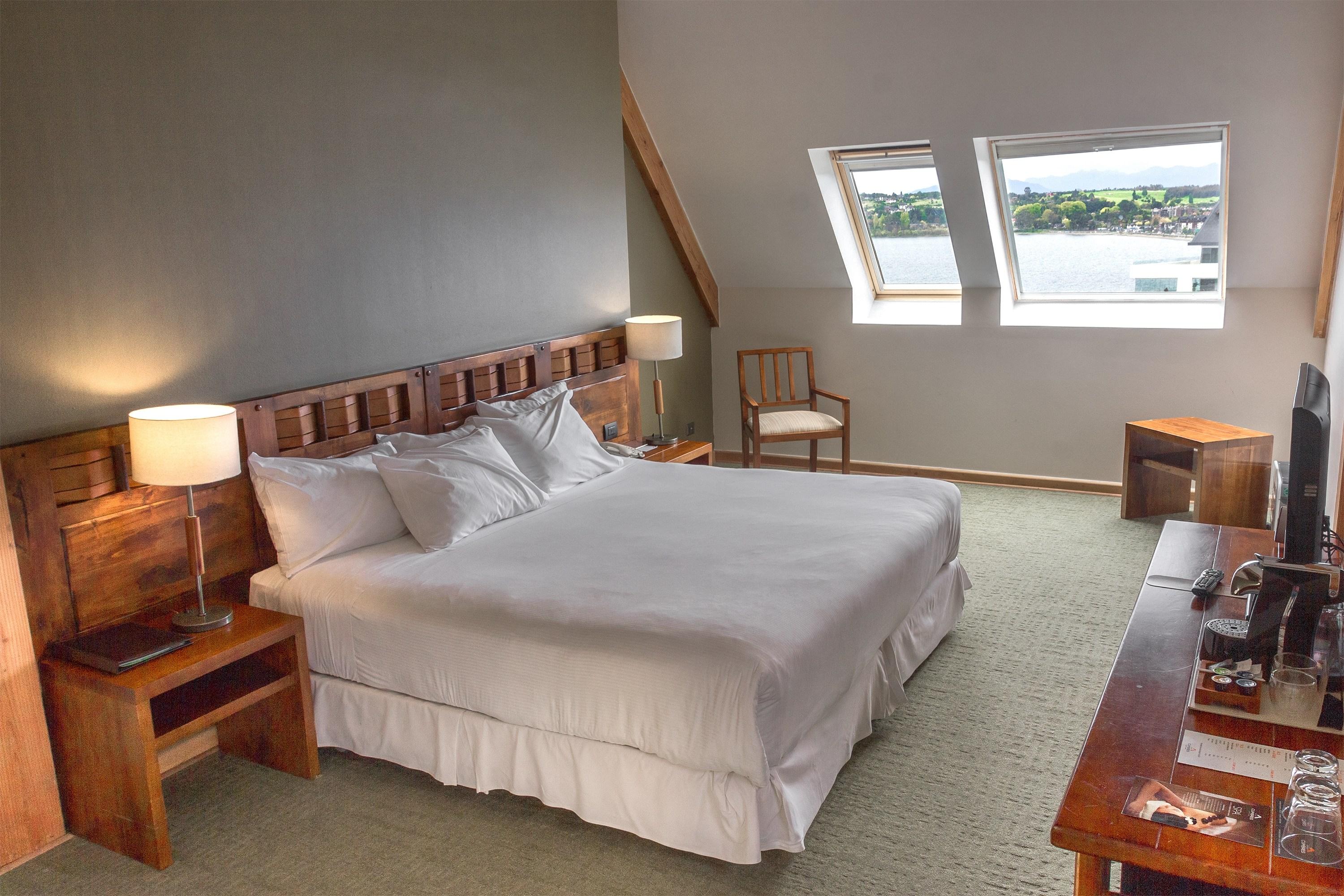 Wyndham Puerto Varas Pettra Bagian luar foto