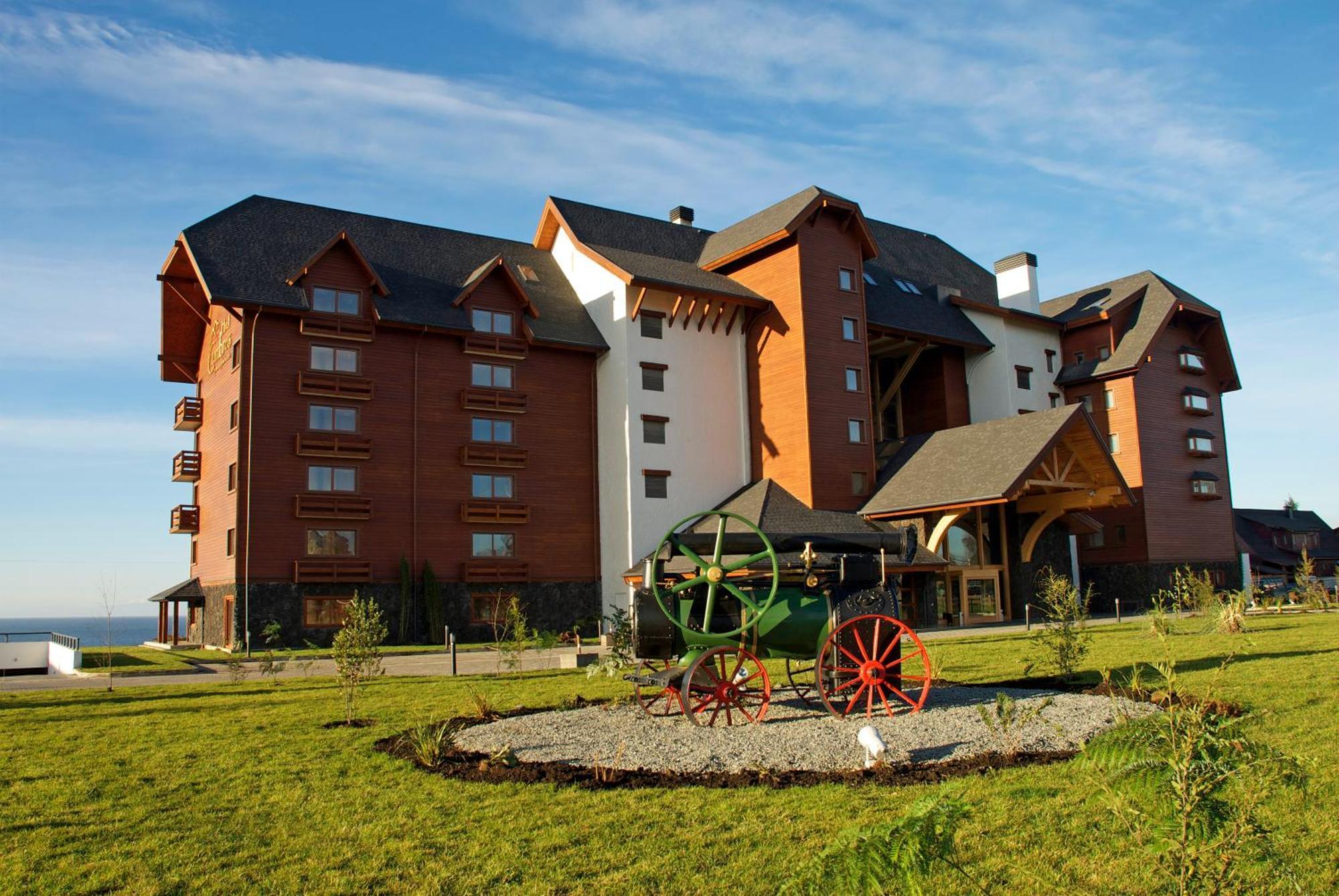 Wyndham Puerto Varas Pettra Bagian luar foto