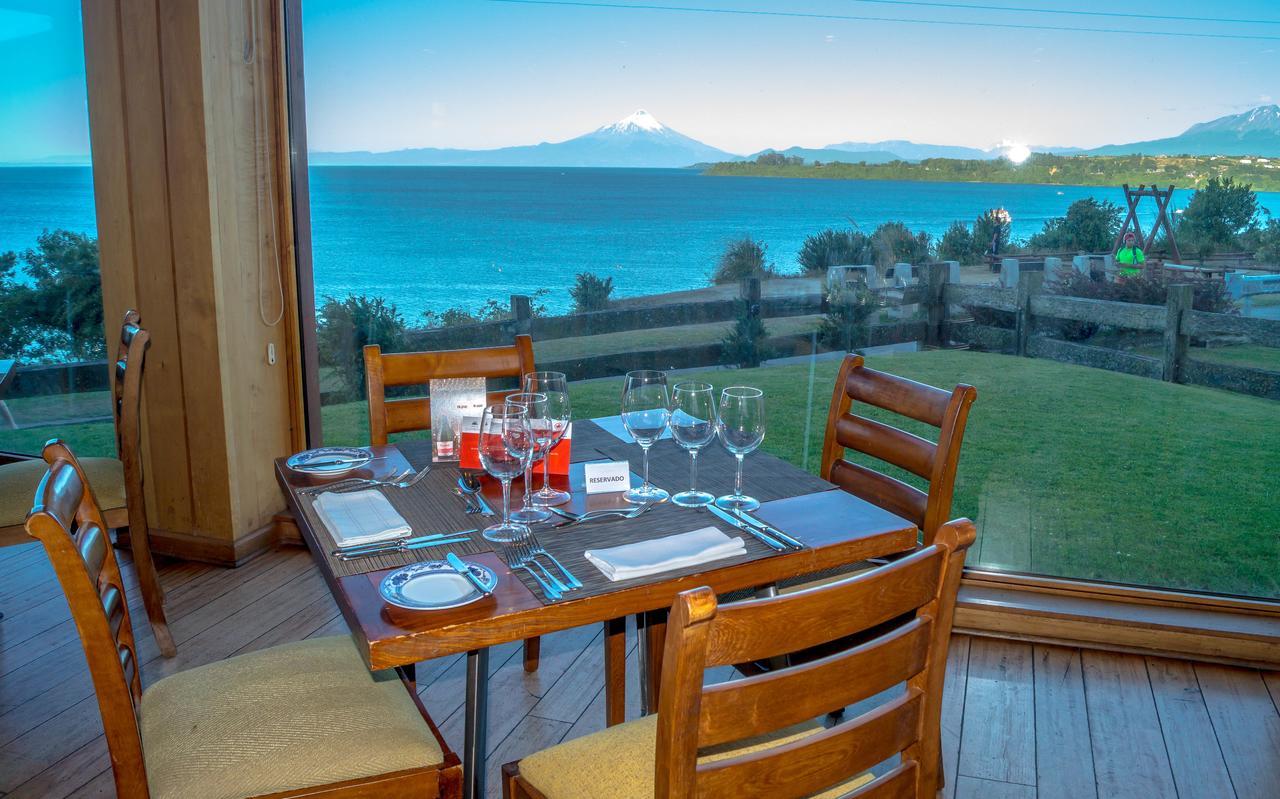 Wyndham Puerto Varas Pettra Bagian luar foto Restaurant