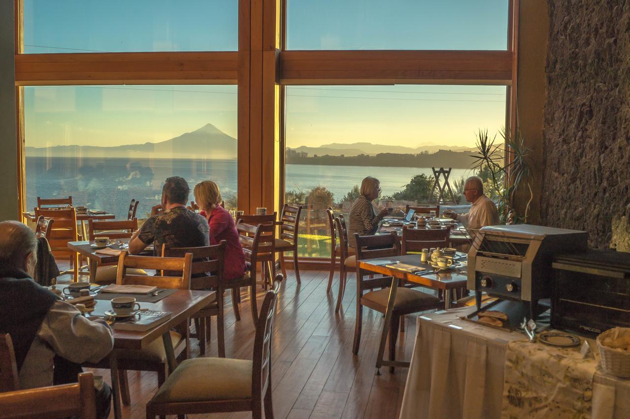 Wyndham Puerto Varas Pettra Bagian luar foto Restaurant